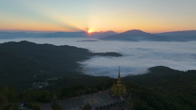 景迈山大金塔云海日出