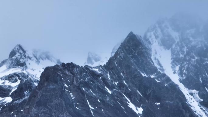 玉龙雪山山顶