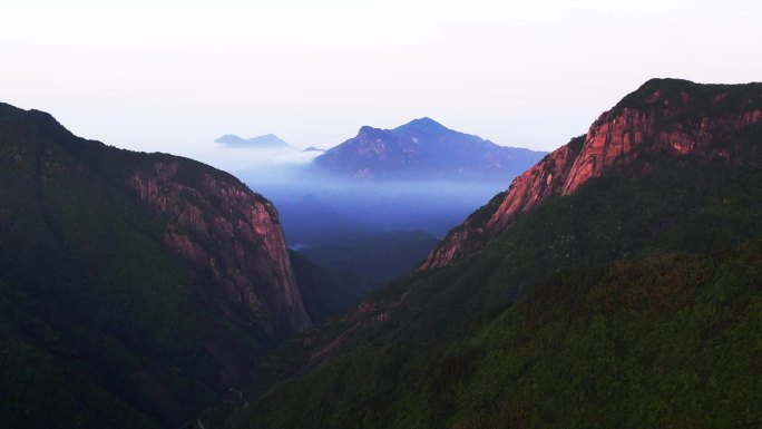 云海山峰