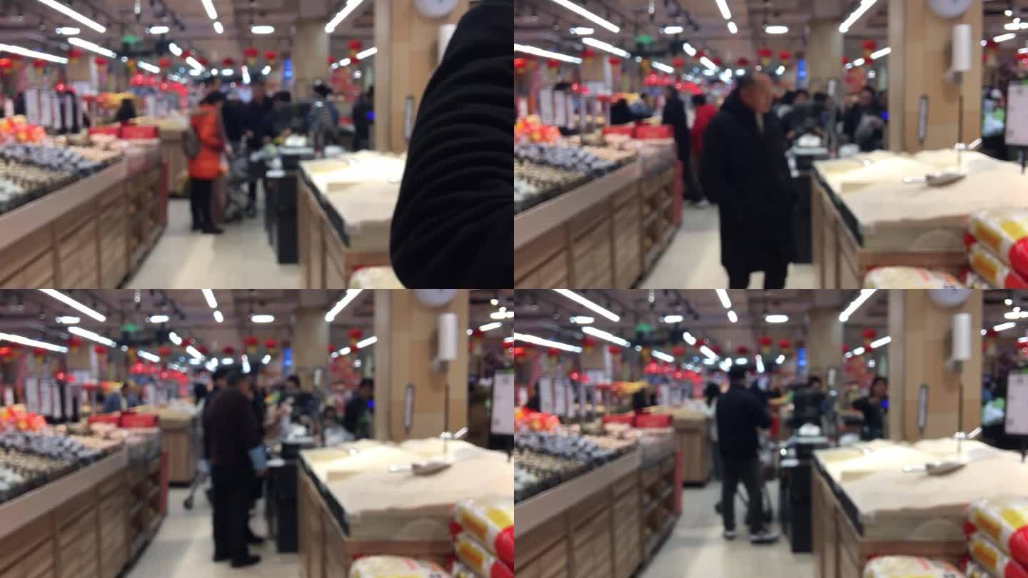 延时，春节超市办年货的人群，模糊镜头
