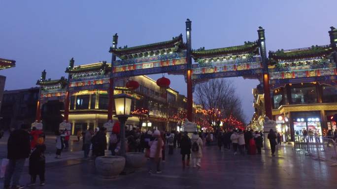 北京夜景前门大街旅游商铺春节气氛过年