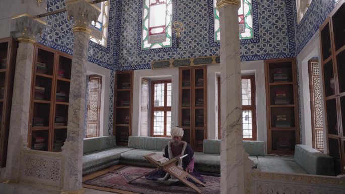 土耳其伊斯坦布尔托普卡帕宫，苏丹艾哈迈德三世图书馆的内部