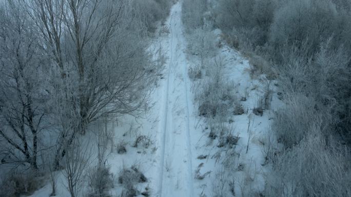 航拍雪林雪原雪淞乡间小路冰雪覆盖