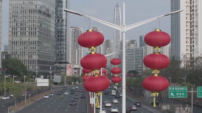 深圳春节街道路政灯笼