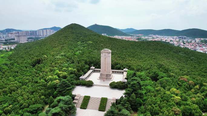 江苏徐州淮海战役纪念馆纪念碑航拍 (2)