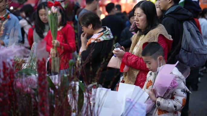 龙年花市春联买年货