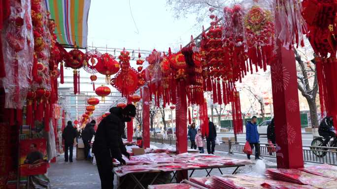 春节酒泉街头春联摊位档口