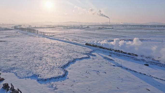 航拍中国东北冬季雪景中的蒸汽机车老火车