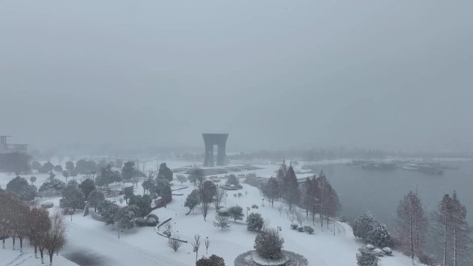 淮安普降暴雪