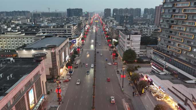 航拍广汉城市中轴线中山大道夜景