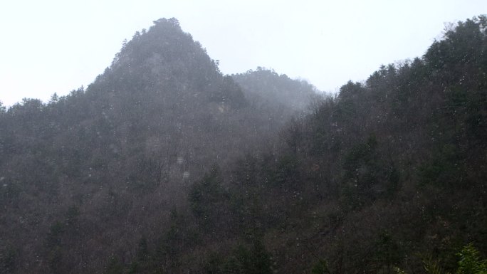 下雪 秦岭