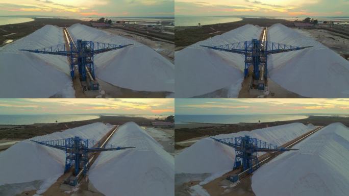 海边盐场工厂的鸟瞰图。盐萃取