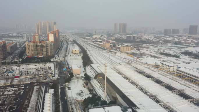 荆州站雪景