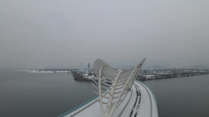 沾天湖 东岸栈桥 (三)