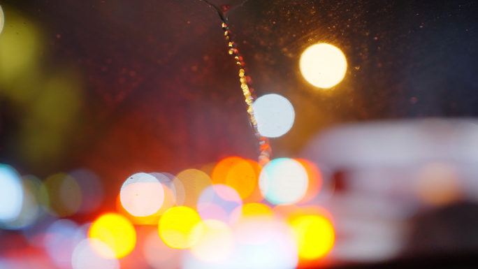 雨天开车 汽车雨刮