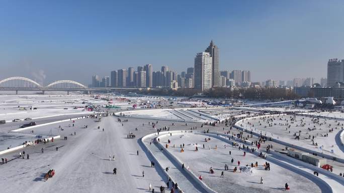 松花江冰雪娱乐项目