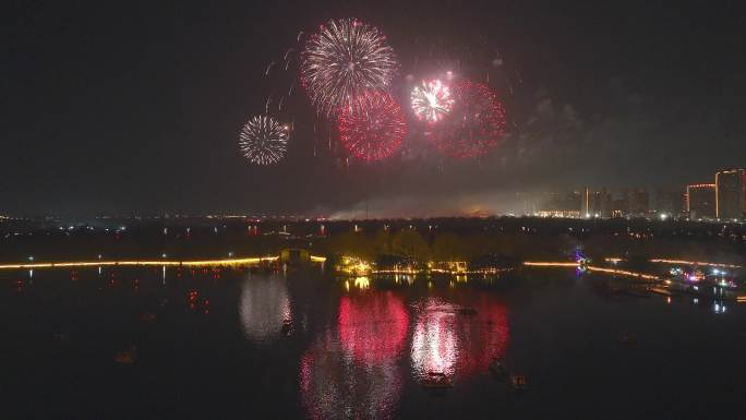 航拍洛阳2024年定鼎门烟火晚会