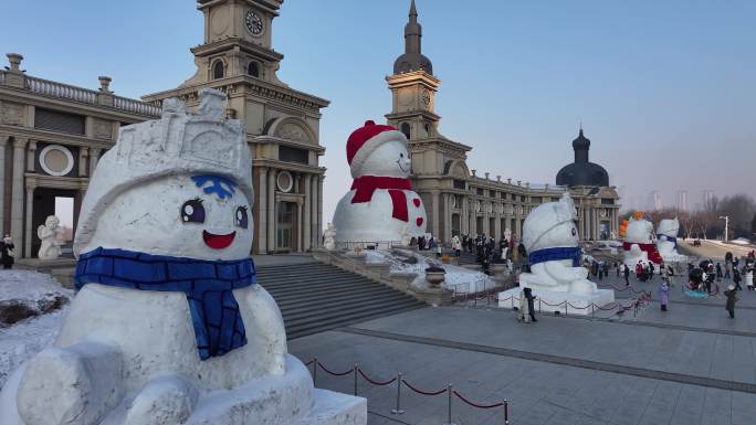 外滩雪人码头大雪人