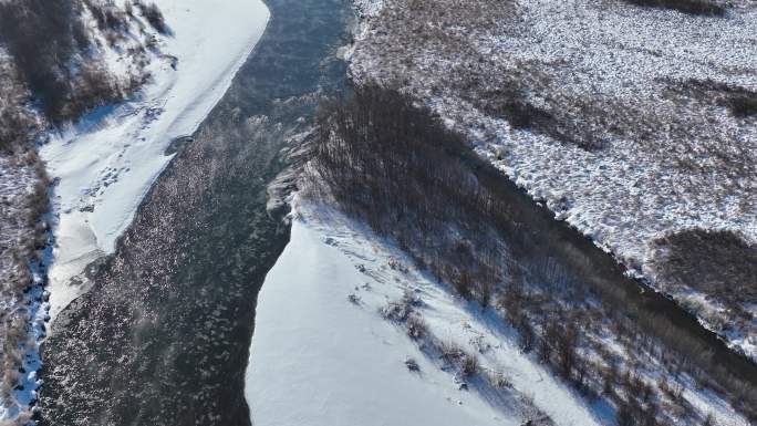 大兴安岭自然风光湿地初雪