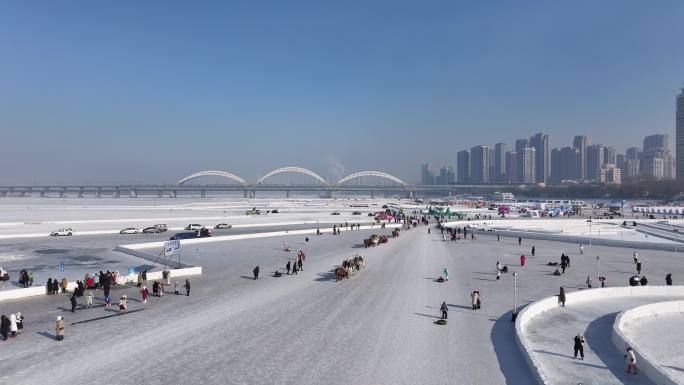 松花江冰雪娱乐项目