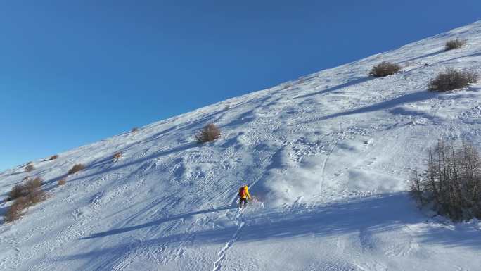 攀登雪山实拍