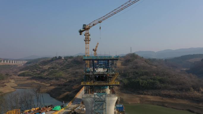 沪渝蓉高铁建设湖北荆门段工地