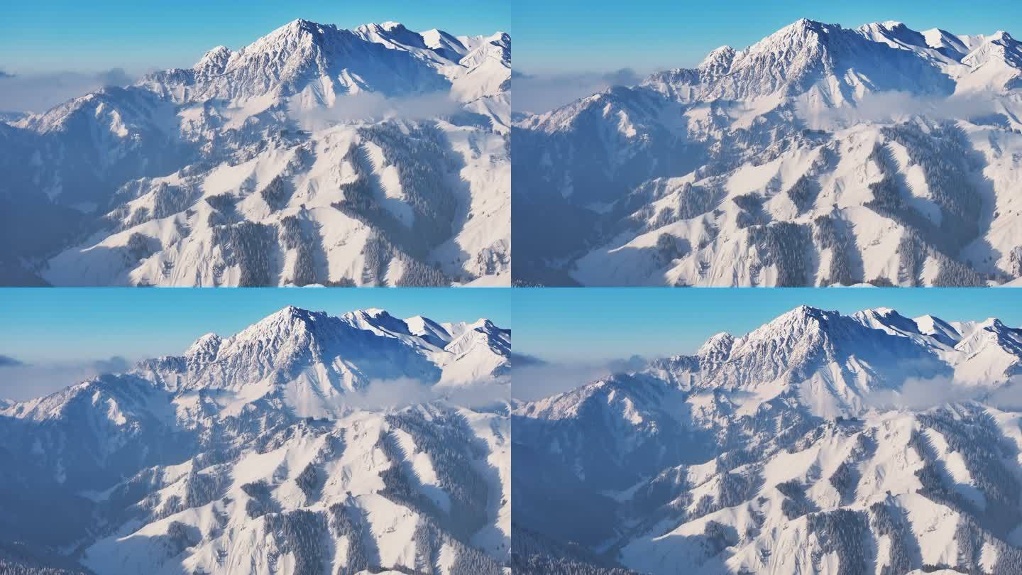 新疆博州果子沟雪山冬季晴天高空航拍风景