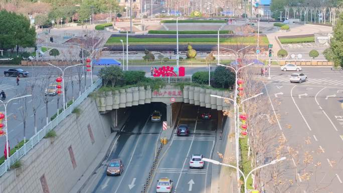 【35元】武汉洪山广场通道 中南路