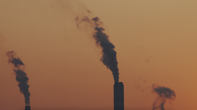 工业烟囱剪影-大气污染