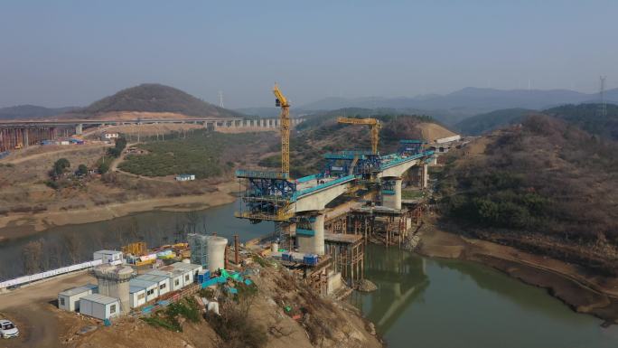 沪渝蓉高铁建设湖北荆门段工地