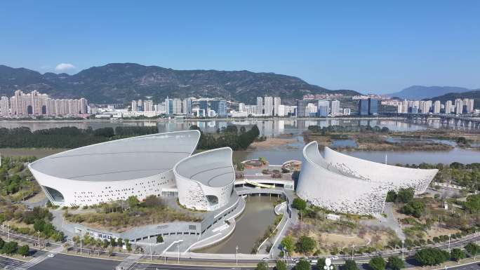 航拍福州海峡文化艺术中心城市建筑风光