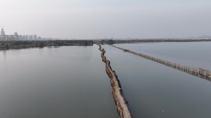 江南水乡浙江绍兴越城区昂桑湖古纤道航拍