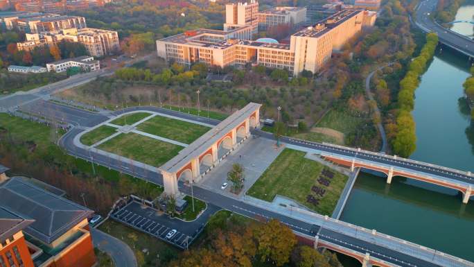 杭州浙江大学紫金港校区校门风景视频素材4