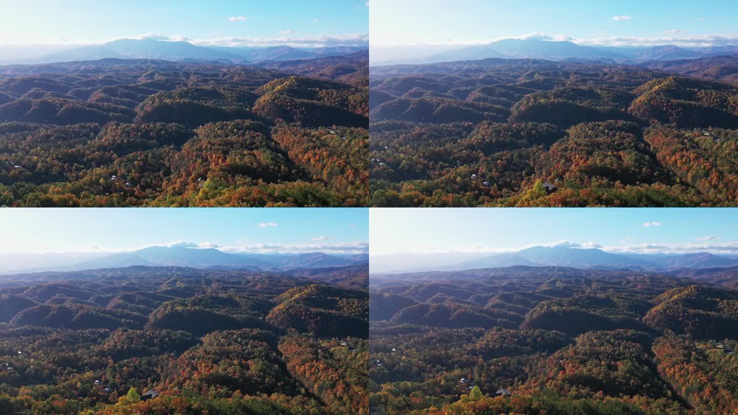 鸟瞰图的烟雾山，连绵的丘陵，鸽子锻造，加特林堡，塞维尔维尔，田纳西州