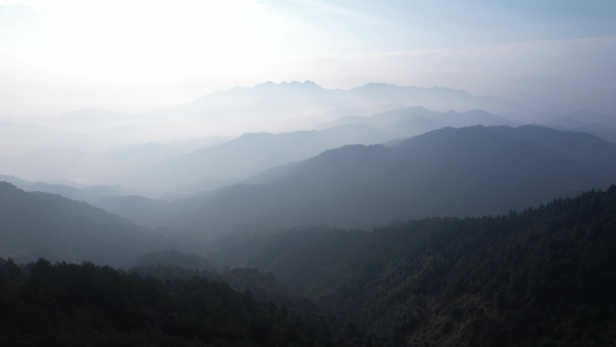 大山剪影 高山剪影