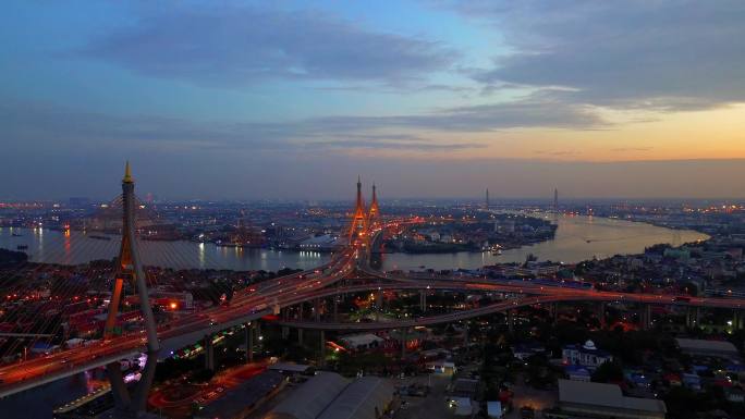 曼谷航拍湄南河傍晚拉玛九大桥