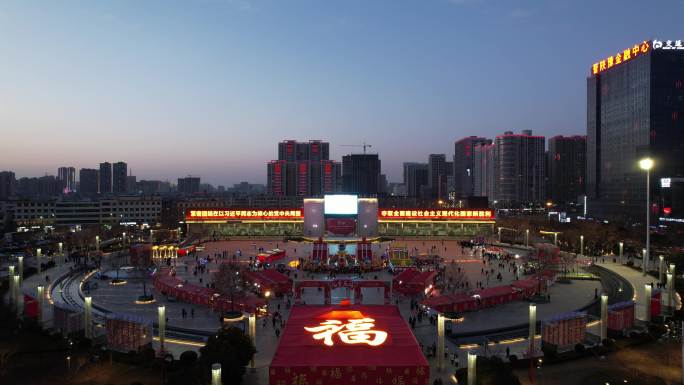 山西运城南风广场春节灯会夜景