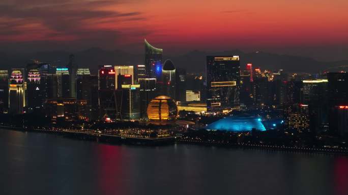 4K50航拍钱江新城城市阳台晚霞蓝调夜景