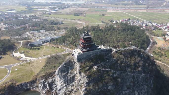 2K航拍龙南阳明心谷 山顶阁楼 登高望远