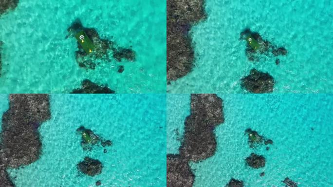 空中无人机拍摄的海上漂浮的高尔夫果岭