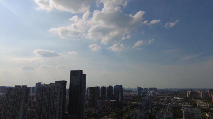 城市蓝天白云云层变化延时摄影视频素材