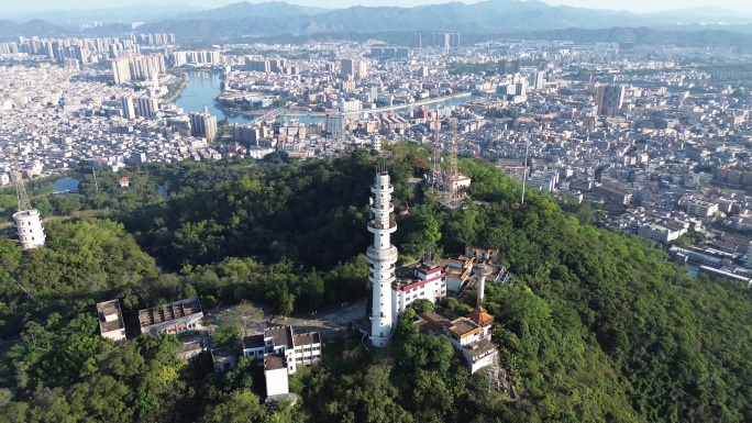 恩平鳌峰山广东恩平山脉城区鸟瞰恩平锦江河