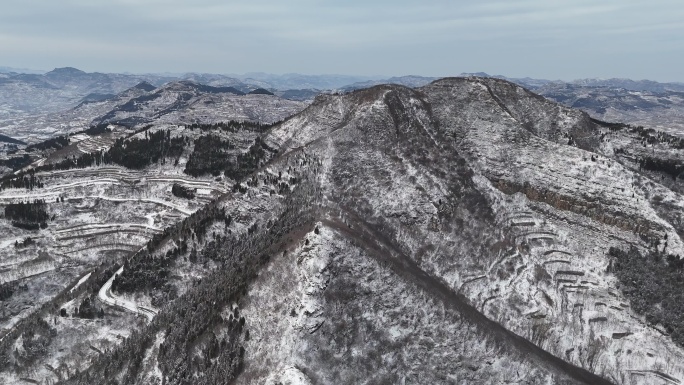 济南彩石劈山雪景