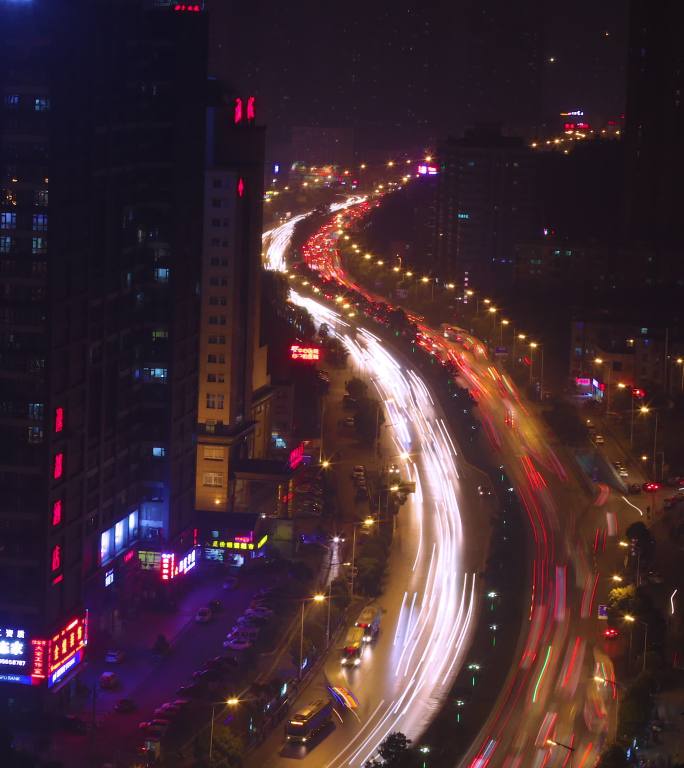 竖屏长沙韶山南路车水马龙夜景延时