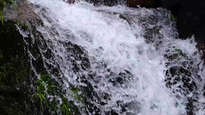 河边流水河流小溪流体液体水流美景大自然唯