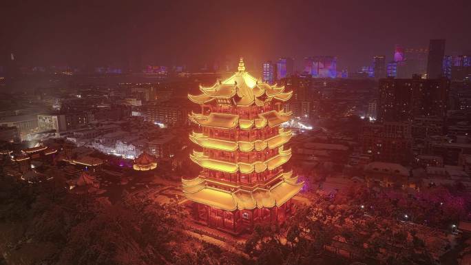 雪夜中的武汉黄鹤楼