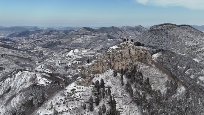 济南彩石劈山雪景