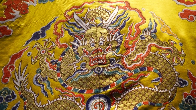 中国古代皇帝龙袍的展示，龙文化龙元素