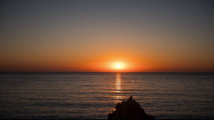 海上日落大海礁石海平面