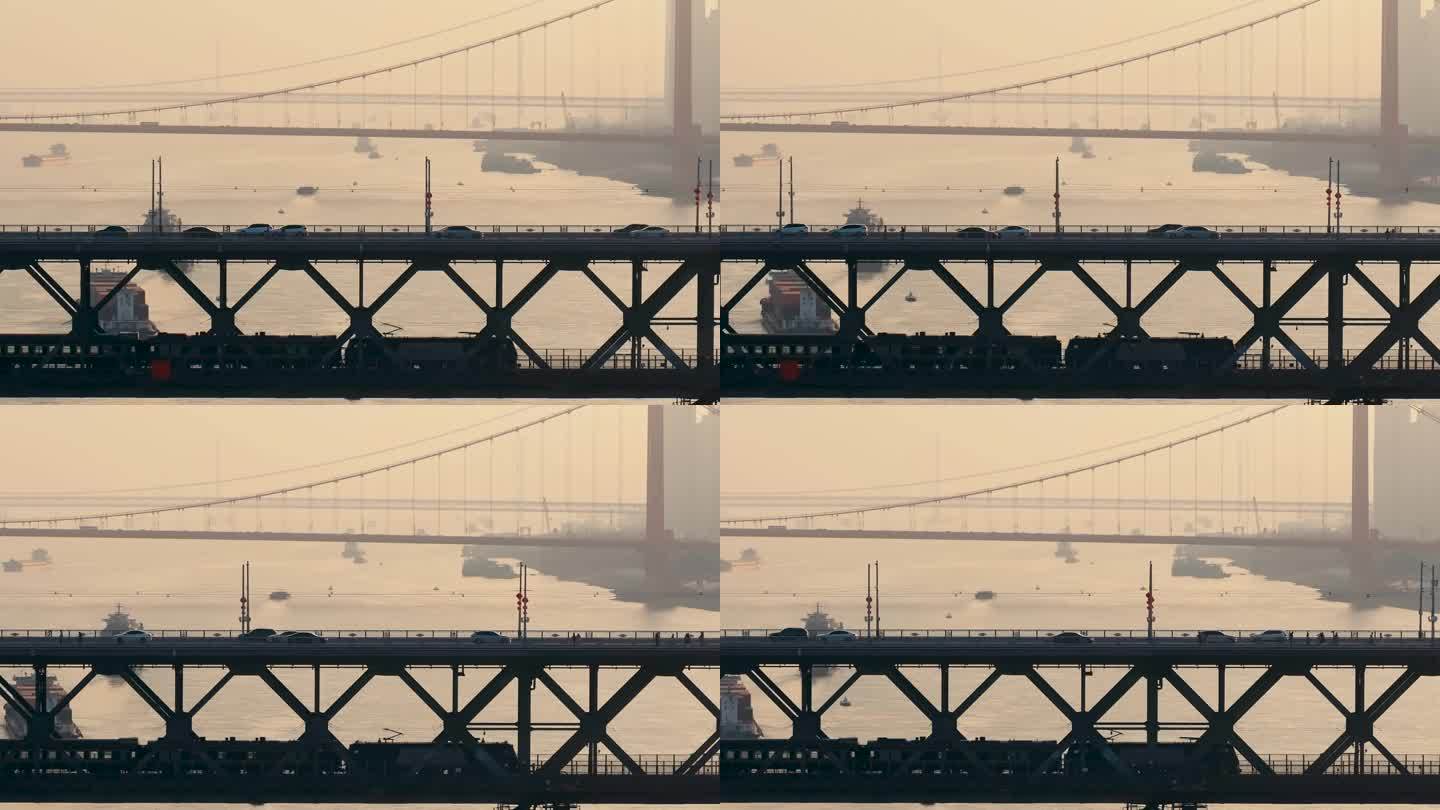夕阳下的武汉长江大桥